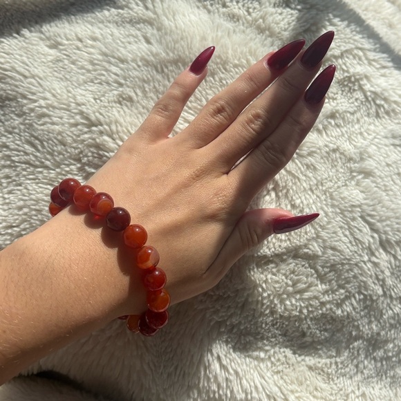 Carnelian & Sardonyx Crystal Bracelet – 10mm Beads | 7.5” | Empowering Energy | - Picture 6 of 6